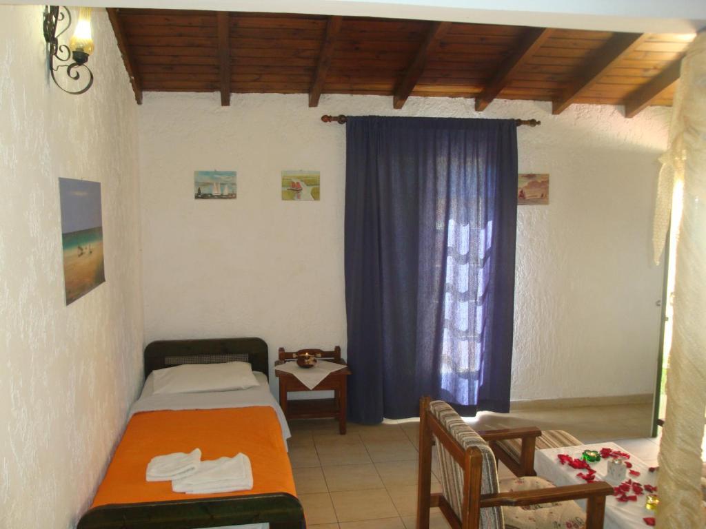 Maria Flora Apartments Crete Island Room photo